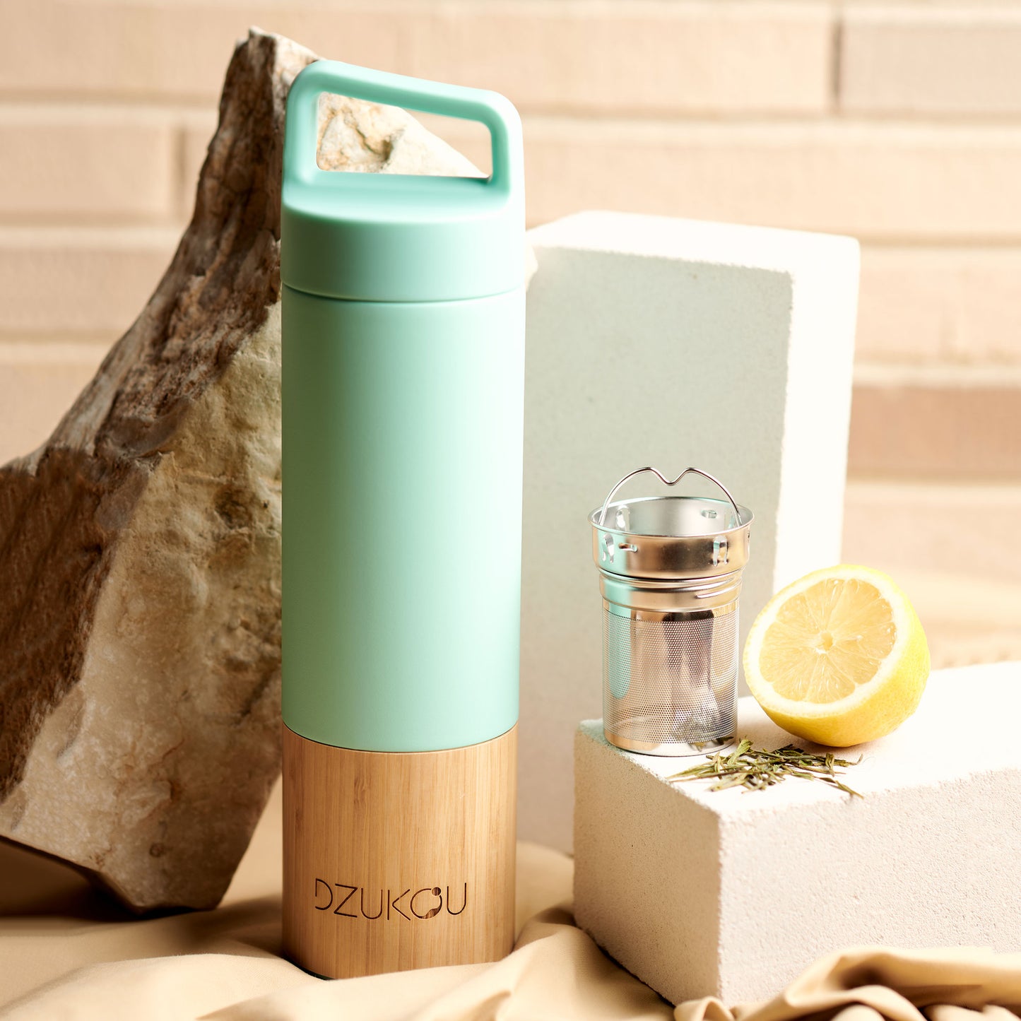 Bamboo and Stainless Steel Thermos Bottle (530ml)