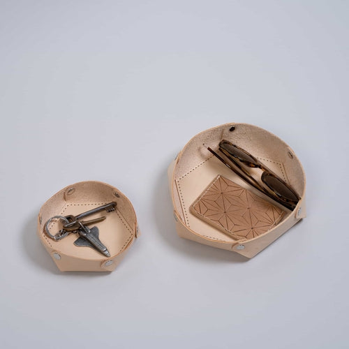 Leather organiser for desks